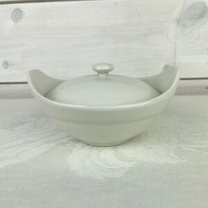 Vintage McNicol China USA Diner China Ironstone Ceramic Sugar Bowl w/ Lid